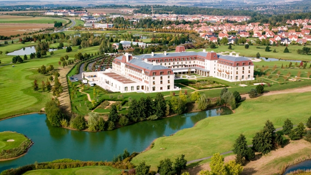 Best Ways To Get From Charles de Gaulle to Radisson Blu Hotel Paris Marne-la-Vallee