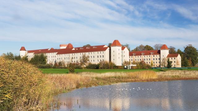 Best Ways To Get from Orly Airport to Explorers Hotel