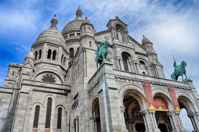 Best Ways To Get From Orly to Montmartre