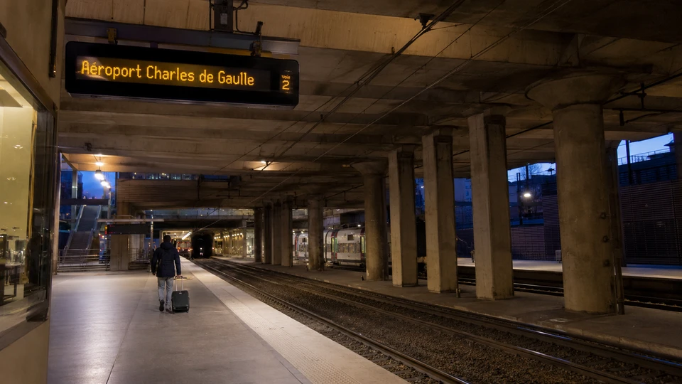 Best Ways to Get from Gare du Nord to Charles de Gaulle Airport: Every Transfer Option Compared (2026 Guide)