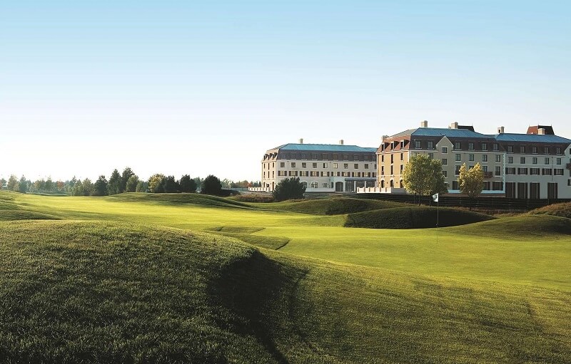 Best Ways To Get From Orly Airport to Radisson Blu Hotel