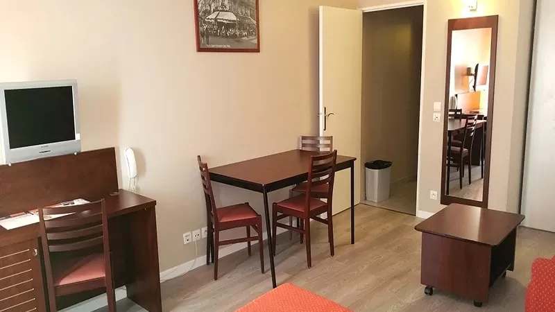 Best Ways To Get from Charles de Gaulle to Residence Du Parc